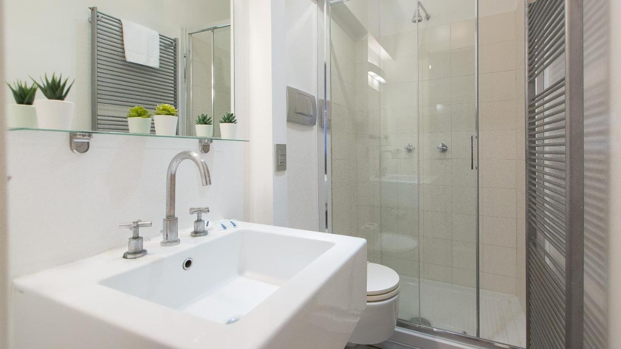 Barberini Square Apartment Rome Luaran gambar